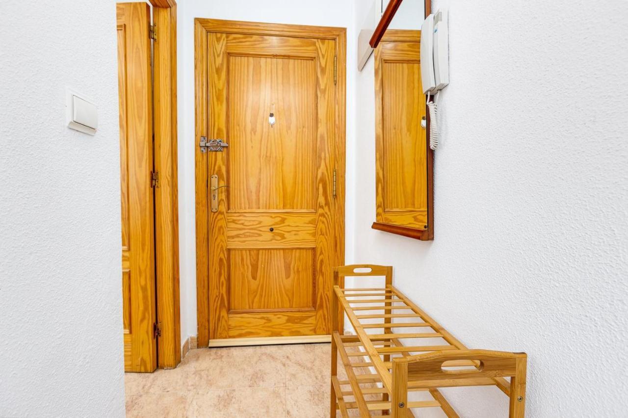 Сomfortable Apartament Caballero De Rodas Torrevieja Exterior foto